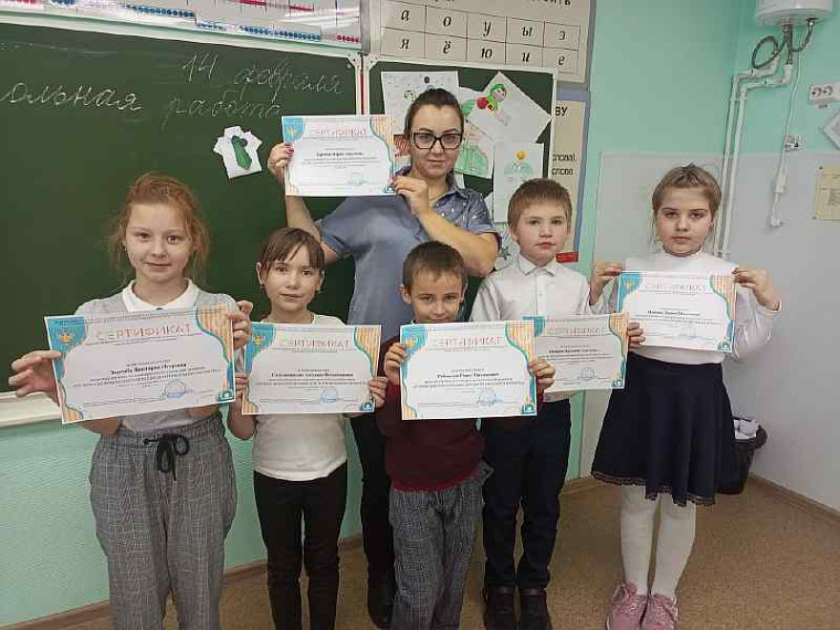 Приглашаем Вас пройти обучение по программе "Основы здорового питания" , " Родительский контроль"..