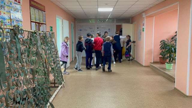 Действия работников образовательных организаций и мест отдыха.